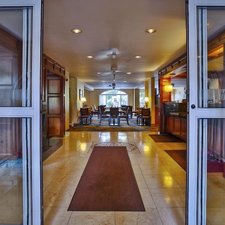 Holiday Inn Express Mackinaw City By Ihg מראה חיצוני תמונה