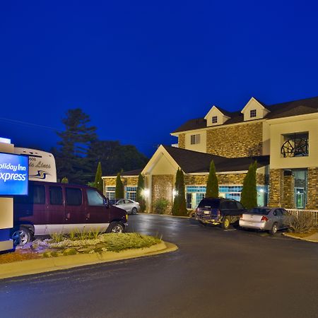 Holiday Inn Express Mackinaw City By Ihg מראה חיצוני תמונה