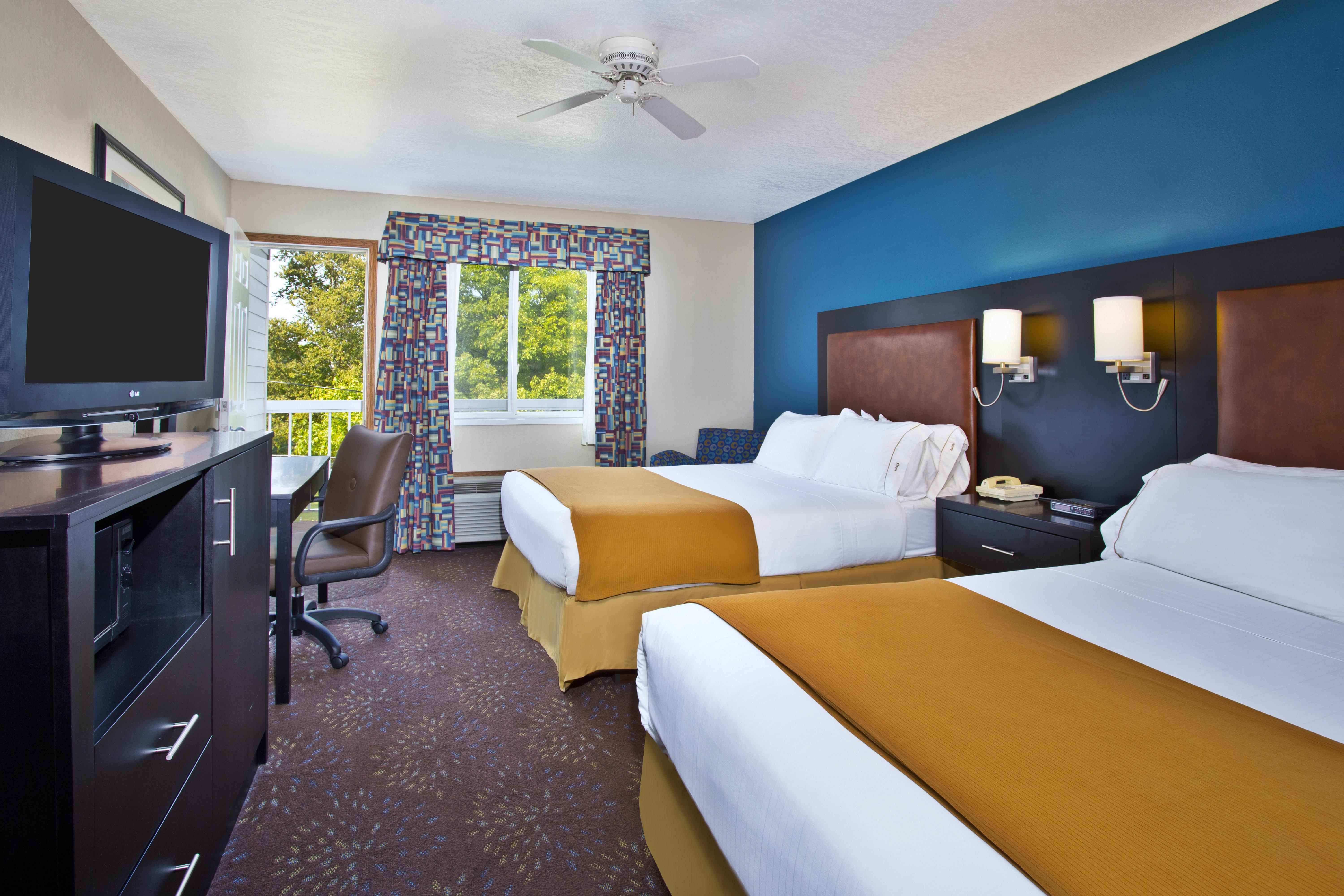Holiday Inn Express Mackinaw City By Ihg מראה חיצוני תמונה