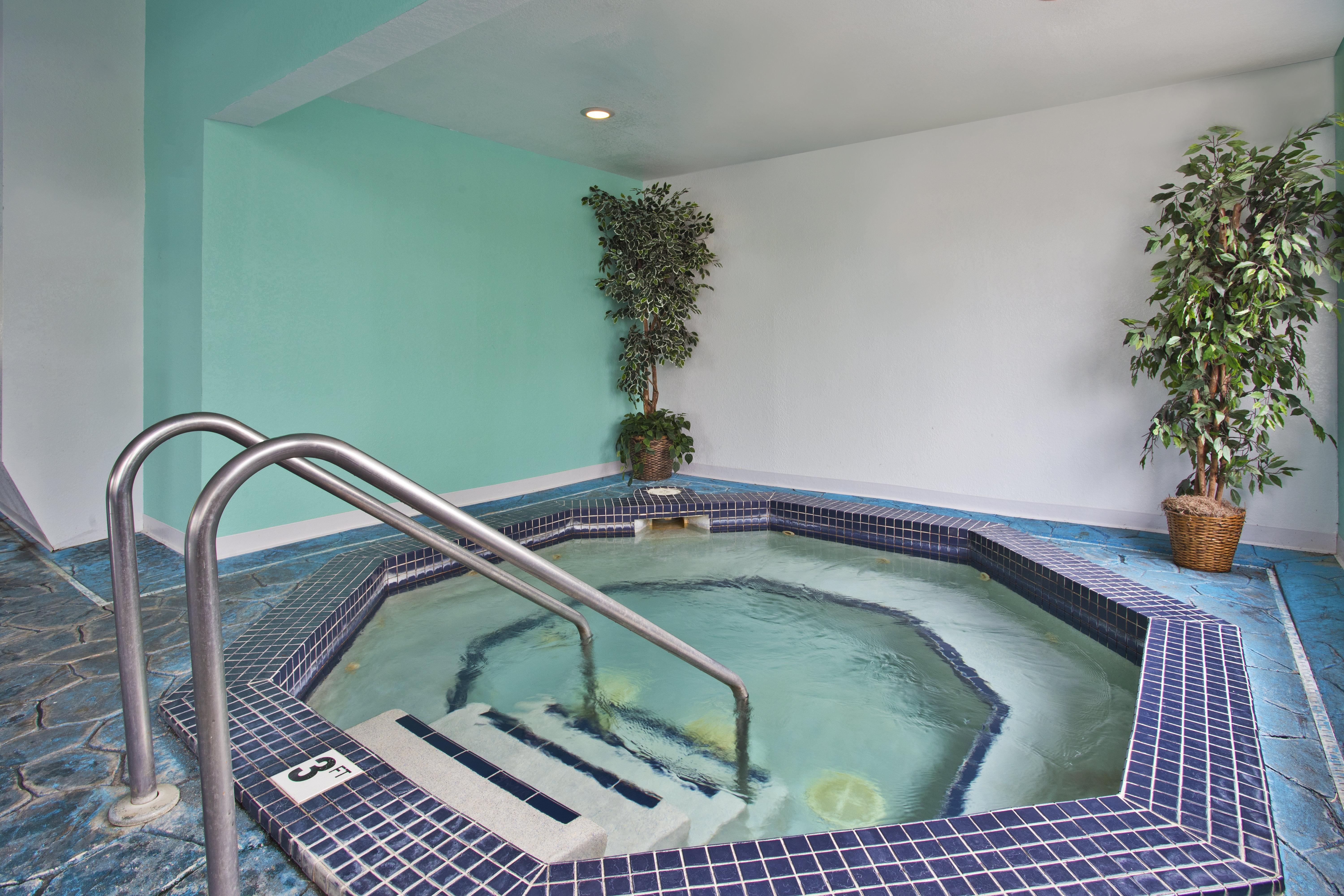 Holiday Inn Express Mackinaw City By Ihg מראה חיצוני תמונה