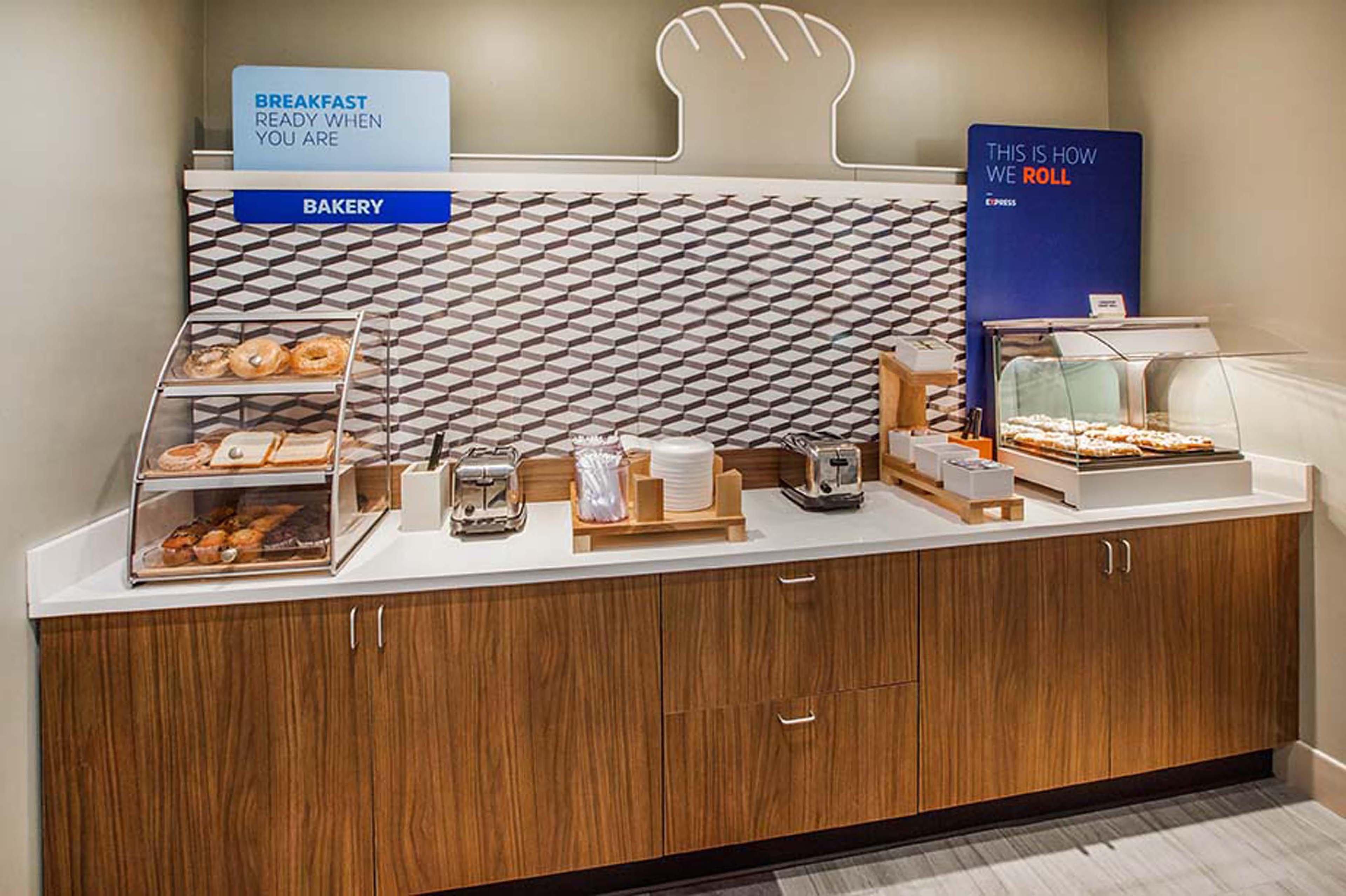Holiday Inn Express Mackinaw City By Ihg מראה חיצוני תמונה